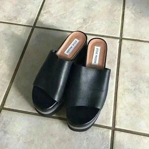 Steve Madden King Women’s 7 Chunky Black Platform Leather Slip-On Sandals